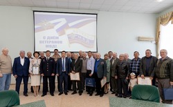 Красноярских ветеранов органов внутренних дел поздравили с праздником