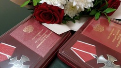 Семьям погибших красноярских бойцов передали госнаграды