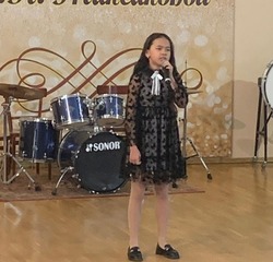 Воспитанница красноярской школы искусств стала лауреатом вокального конкурса