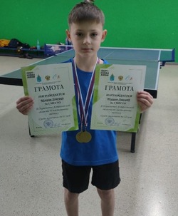 Теннисист из Красноярского района стал победителем первенства области