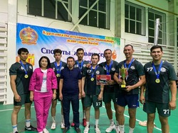 Красноярские волейболисты из Малого Арала выиграли турнир по волейболу в Казахстане
