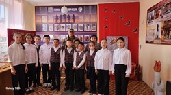 Красноярский участник спецоперации посетил учащихся школы