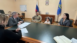  Глава Красноярского округа встретился с участником СВО