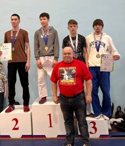 Красноярские спортсмены приняли участие в соревнованиях по борьбе на поясах
