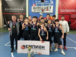 Красноярские баскетболисты стали первыми на первенстве области