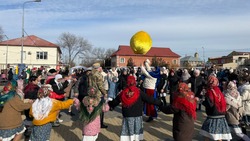 Красноярцы отметили Масленицу