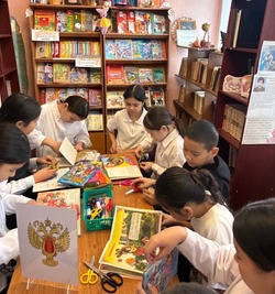 Красноярские школьники освоили реставрацию книг