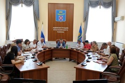 Глава Красноярского района призвал активнее участвовать в программах по нацпроектам