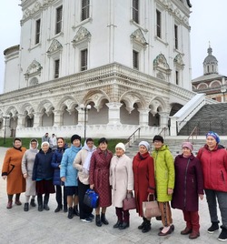 Пенсионеры из Красноярского района побывали на экскурсии в Астрахани