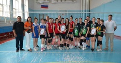 Красноярские волейболистки выявляли лучшую команду 