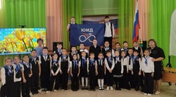 В школе Красноярского района детей посвятили в «Юных инспекторов дорожного движения»