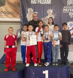 Красноярские кикбоксёры успешно выступили на соревнованиях