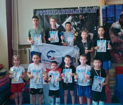 Красноярские спортсмены завоевали медали по миксфайту