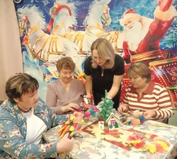 Красноярские пенсионеры приняли участие в творческом мастер-классе