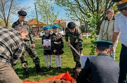 В селе Красный Яр почтили память погибших на СВО казаков