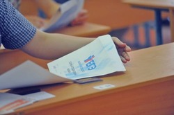 Красноярские выпускники сдают первые экзамены 