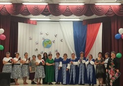 Красноярские артисты провели благотворительный концерт