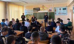 Красноярским школьникам рассказали о важности соблюдения ПДД